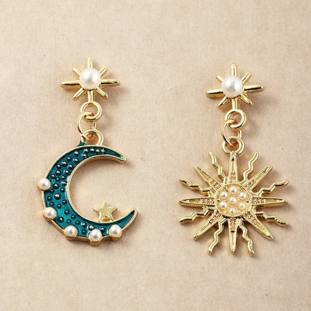 Blue & Gold Celestial Sun & Crescent Moon Pearl Beaded Dangle Earrings NEW - Picture 3 of 7